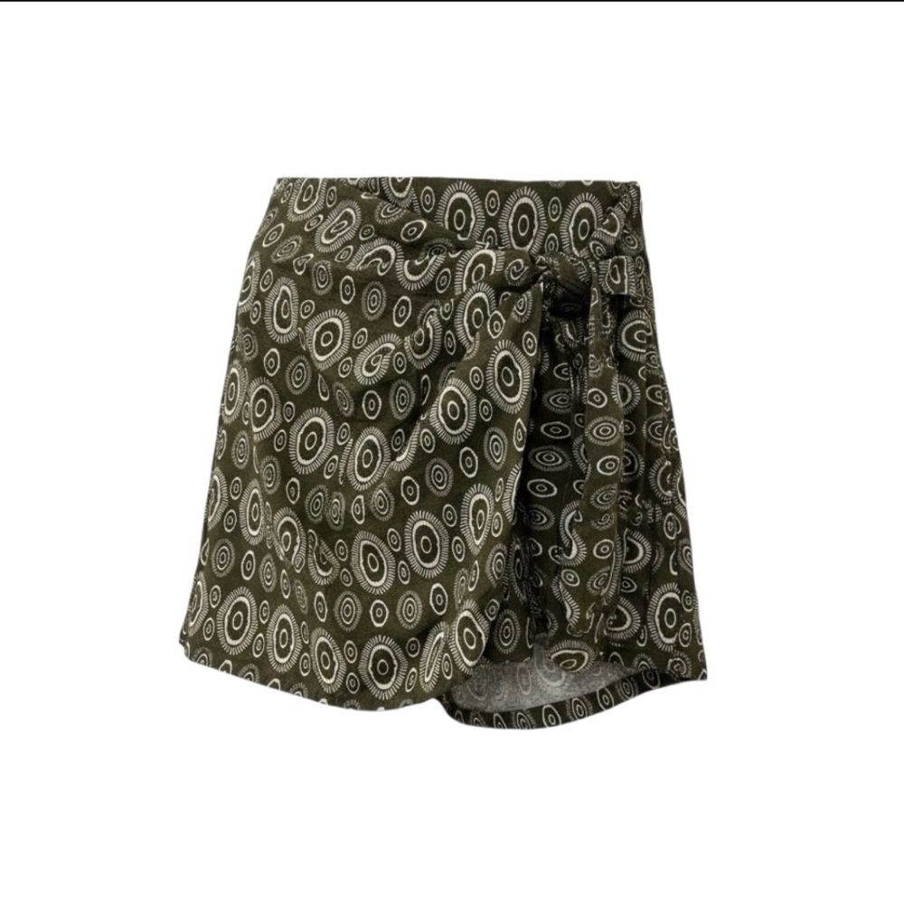 37 Zara Skort